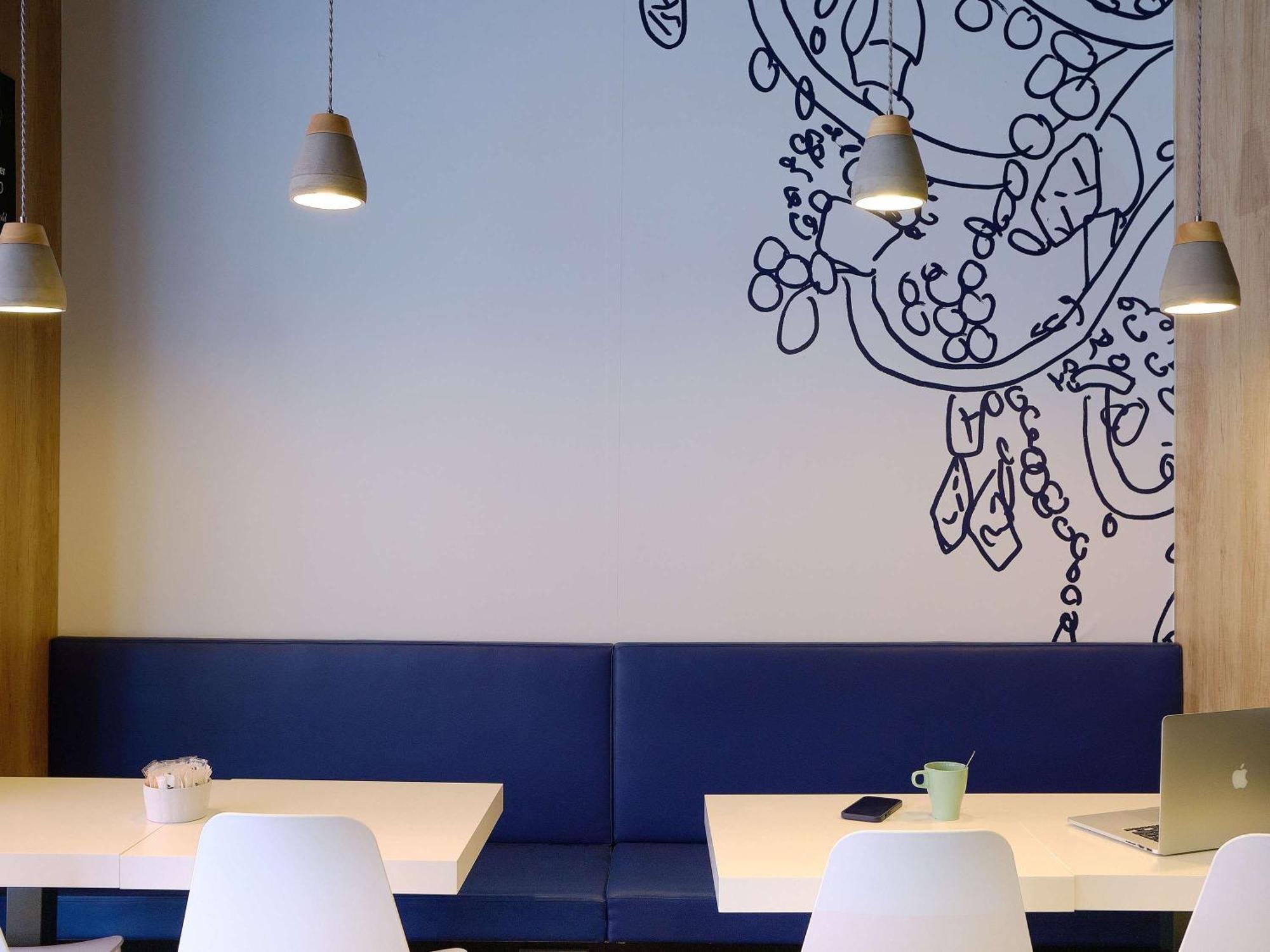 Ibis Budget Bilbao City Exterior foto